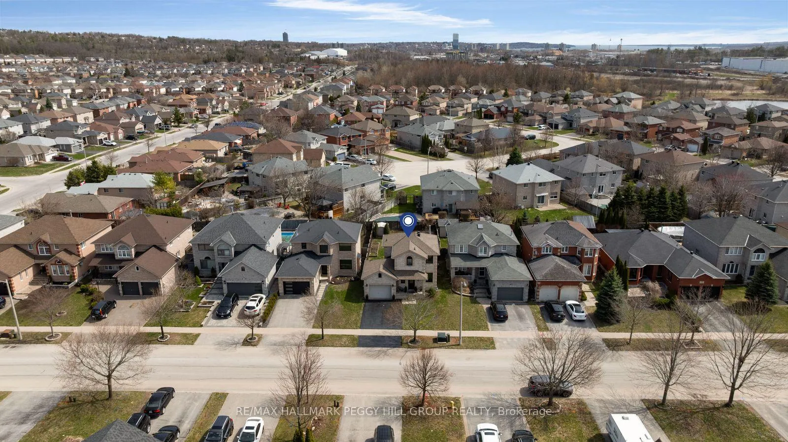 Photo 16 of 25 Knupp Road, Barrie, Edgehill Drive — HOMEH