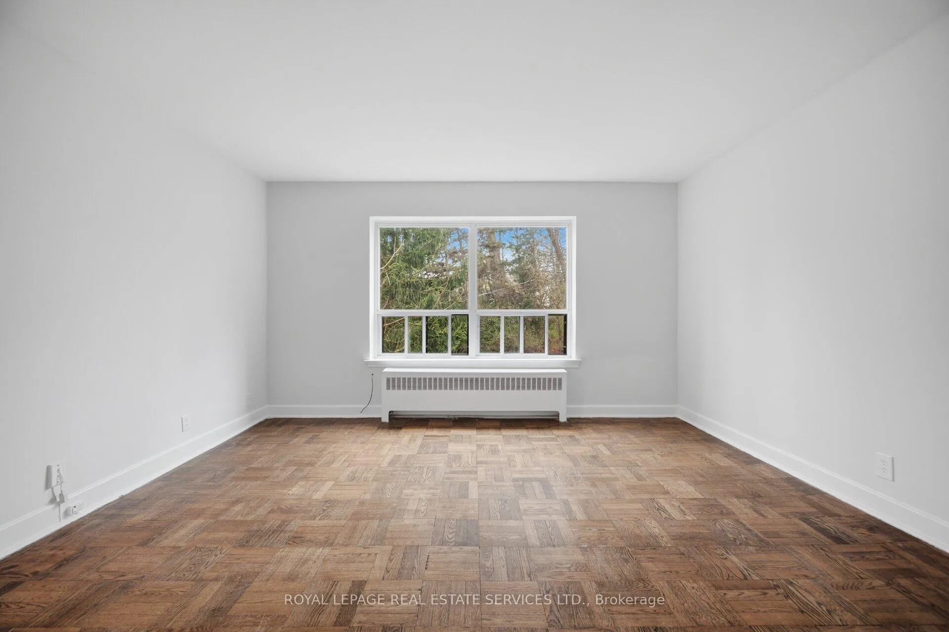 Photo 7 of Unit 209, 308 The Kingsway, Etobicoke, Edenbridge-Humber Valley — HOMEH