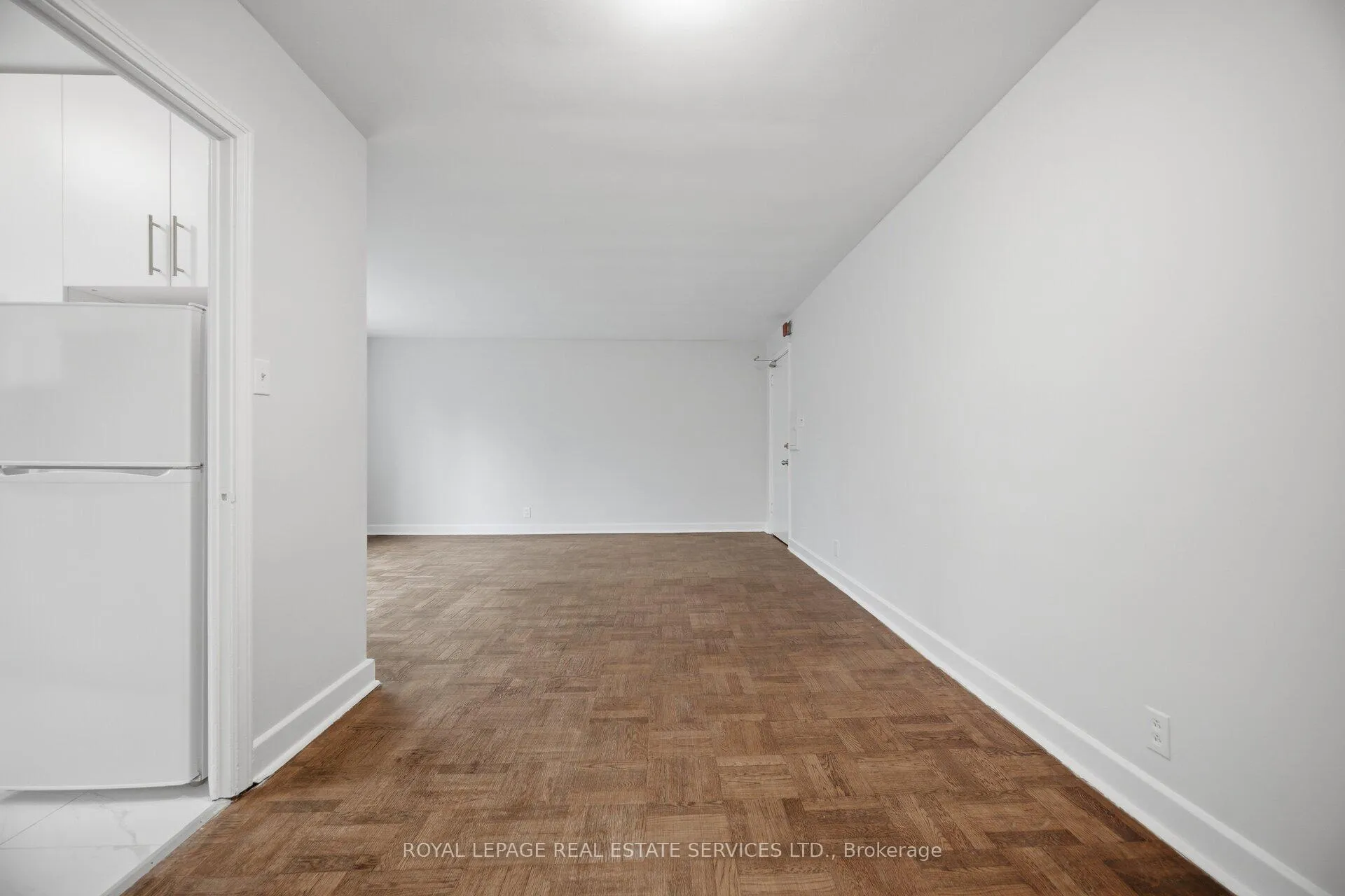 Photo 13 of Unit 209, 308 The Kingsway, Etobicoke, Edenbridge-Humber Valley — HOMEH