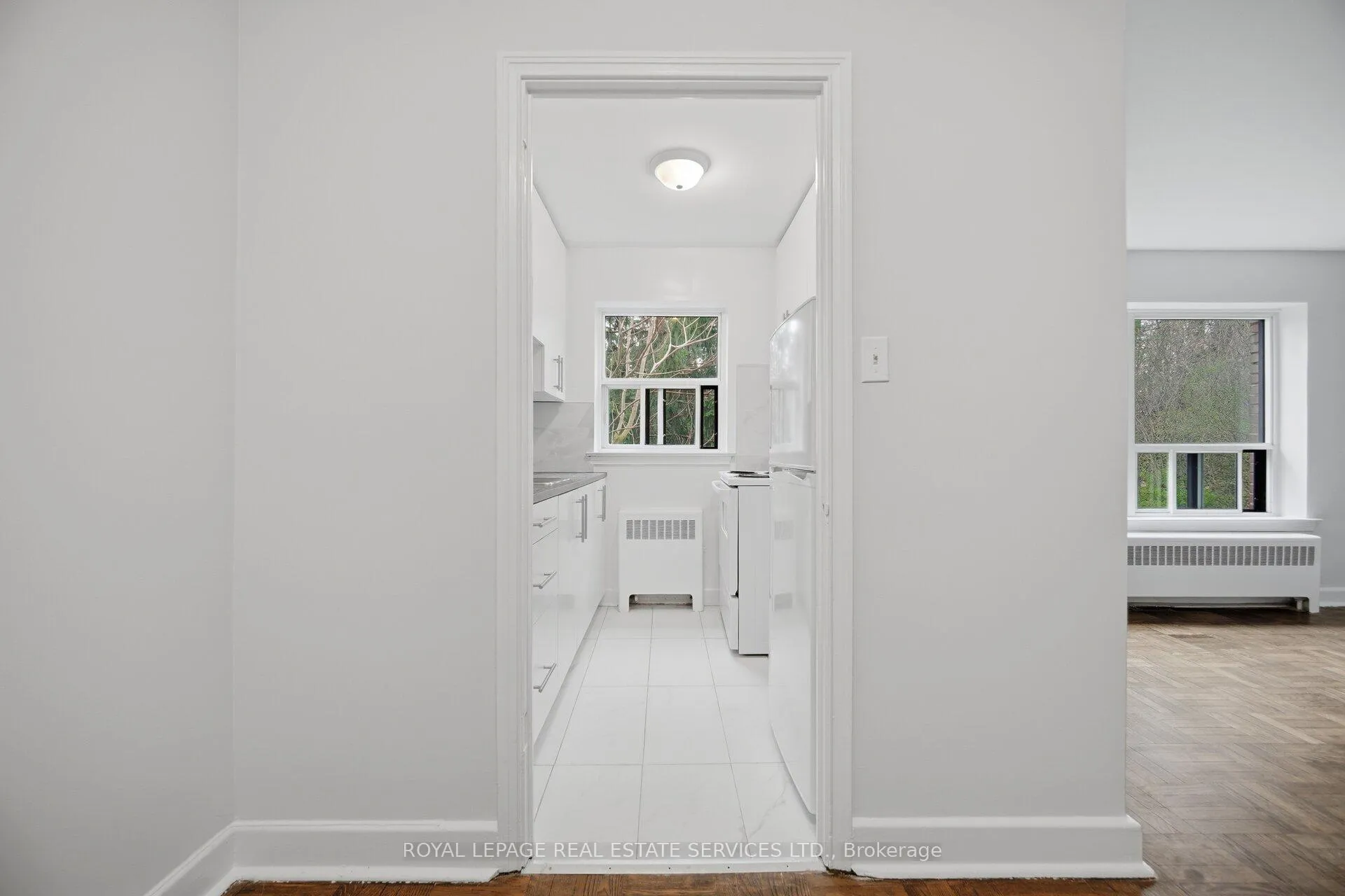 Photo 15 of Unit 209, 308 The Kingsway, Etobicoke, Edenbridge-Humber Valley — HOMEH