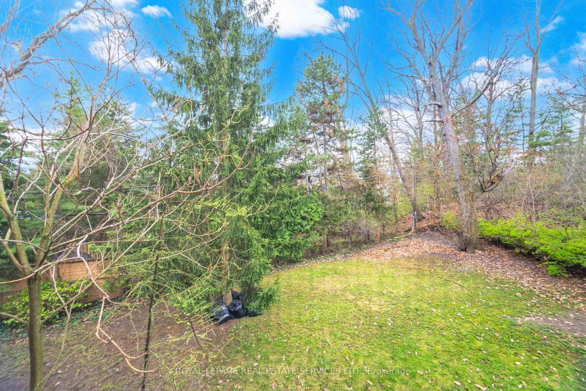 Photo 27 of Unit 209, 308 The Kingsway, Etobicoke, Edenbridge-Humber Valley — HOMEH