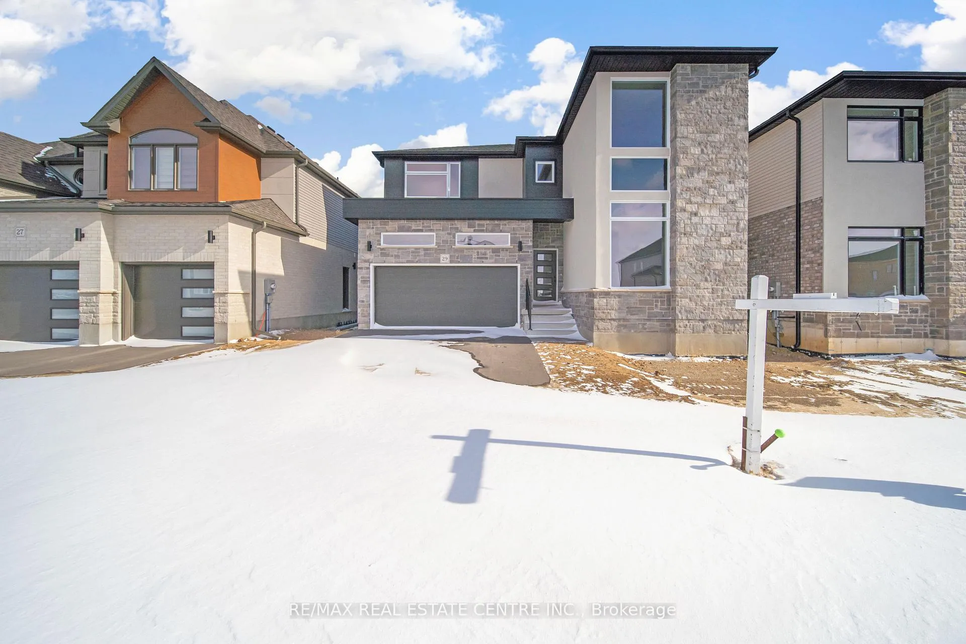 Photo 3 of 29 Bean Street, Brant, Paris — HOMEH