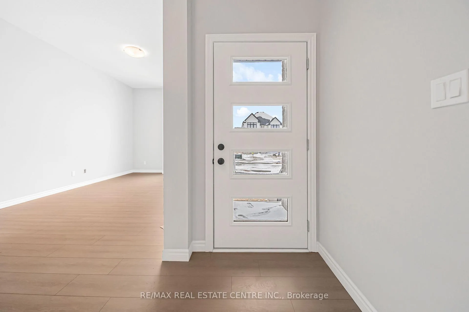 Photo 5 of 29 Bean Street, Brant, Paris — HOMEH