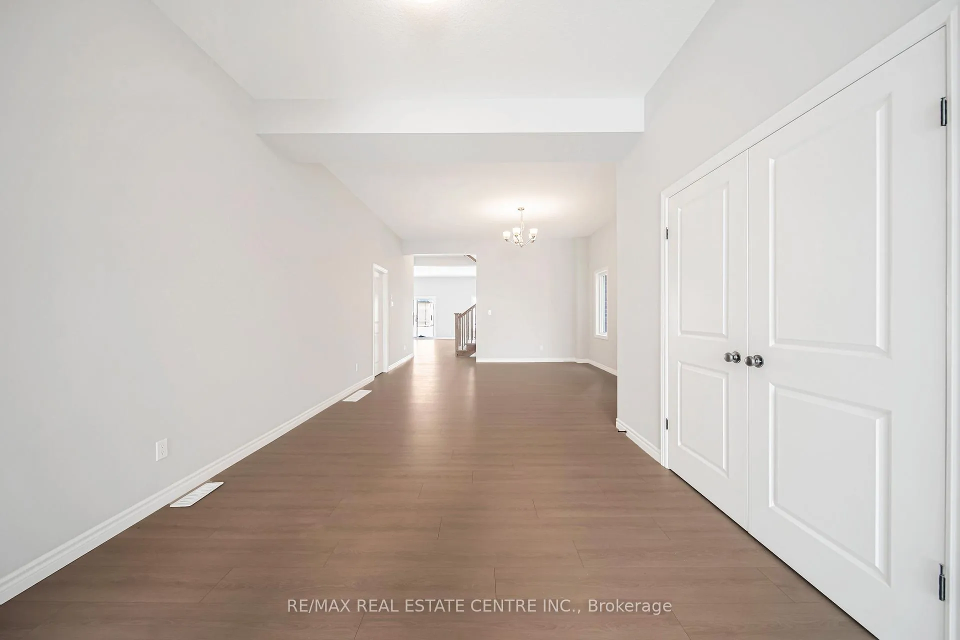 Photo 11 of 29 Bean Street, Brant, Paris — HOMEH