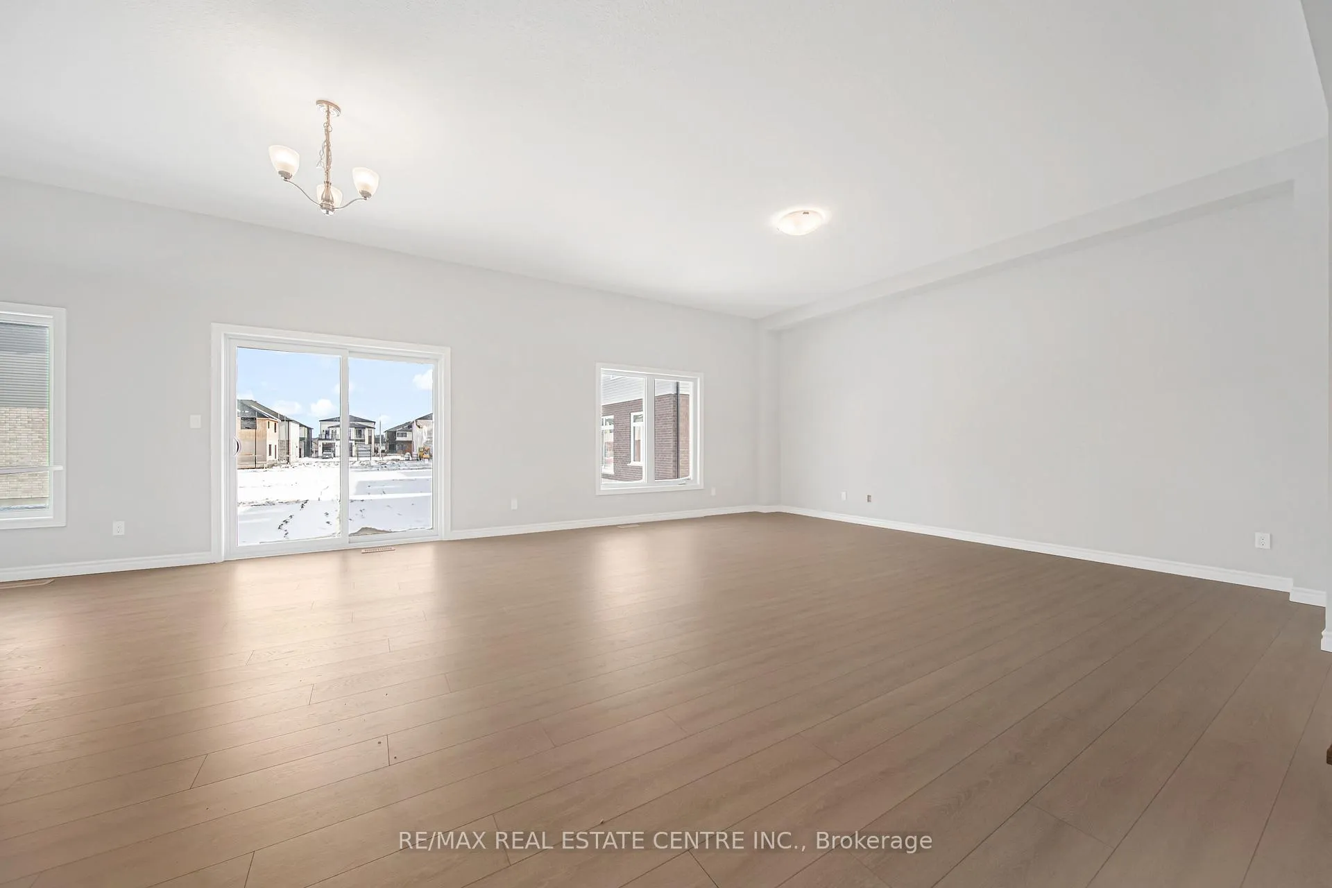 Photo 15 of 29 Bean Street, Brant, Paris — HOMEH
