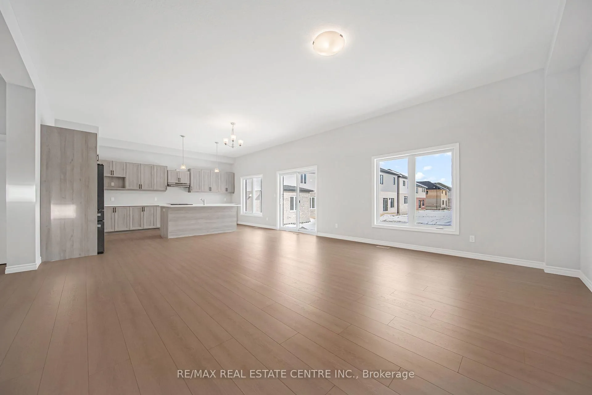 Photo 19 of 29 Bean Street, Brant, Paris — HOMEH