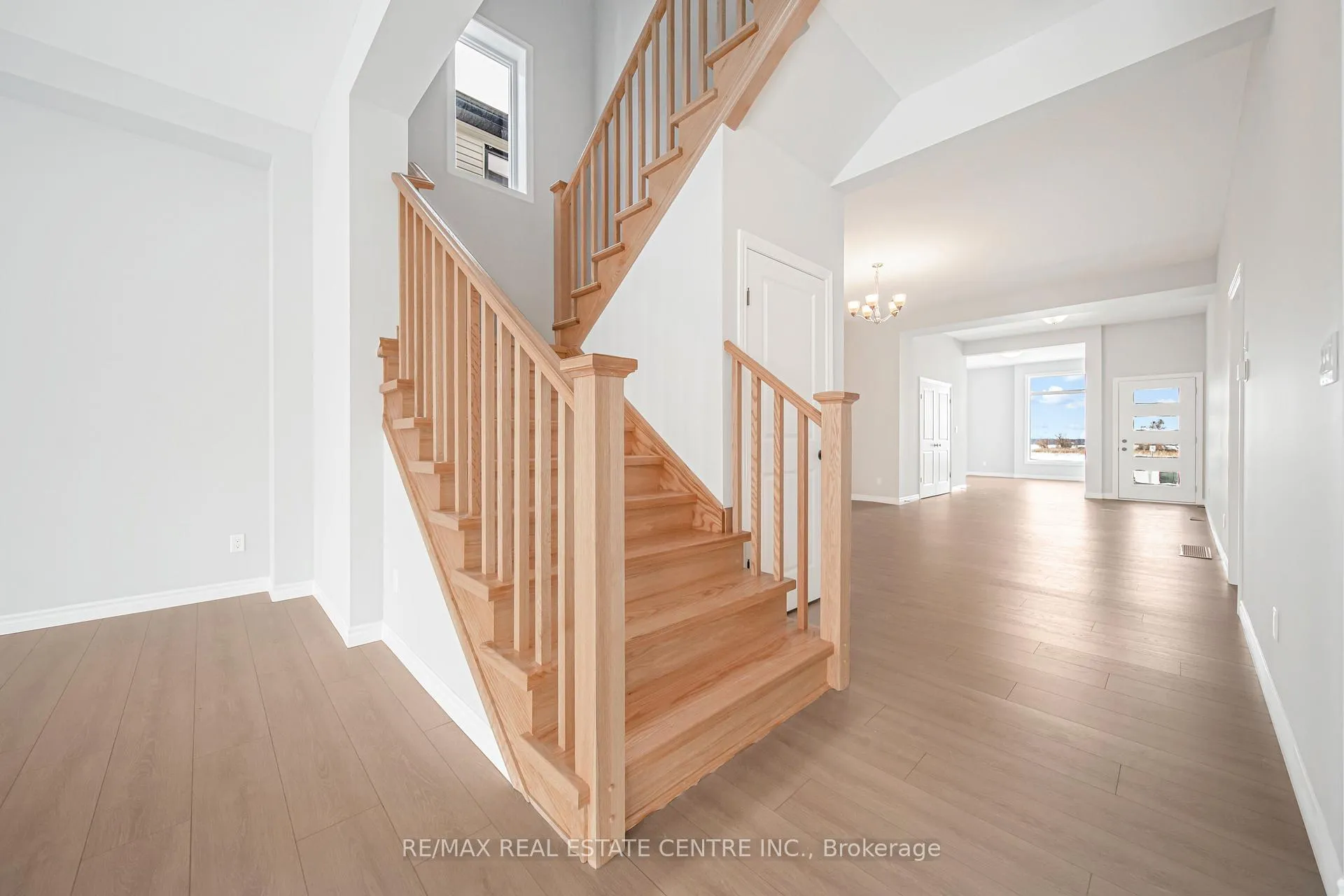Photo 25 of 29 Bean Street, Brant, Paris — HOMEH