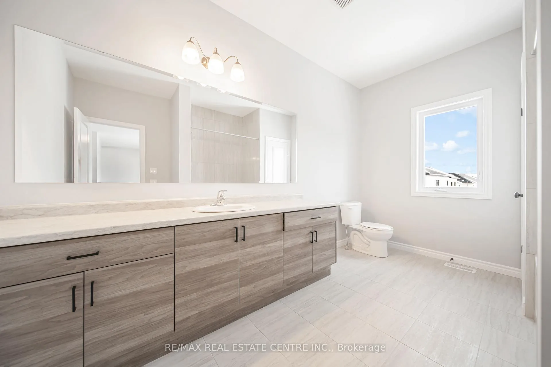 Photo 31 of 29 Bean Street, Brant, Paris — HOMEH