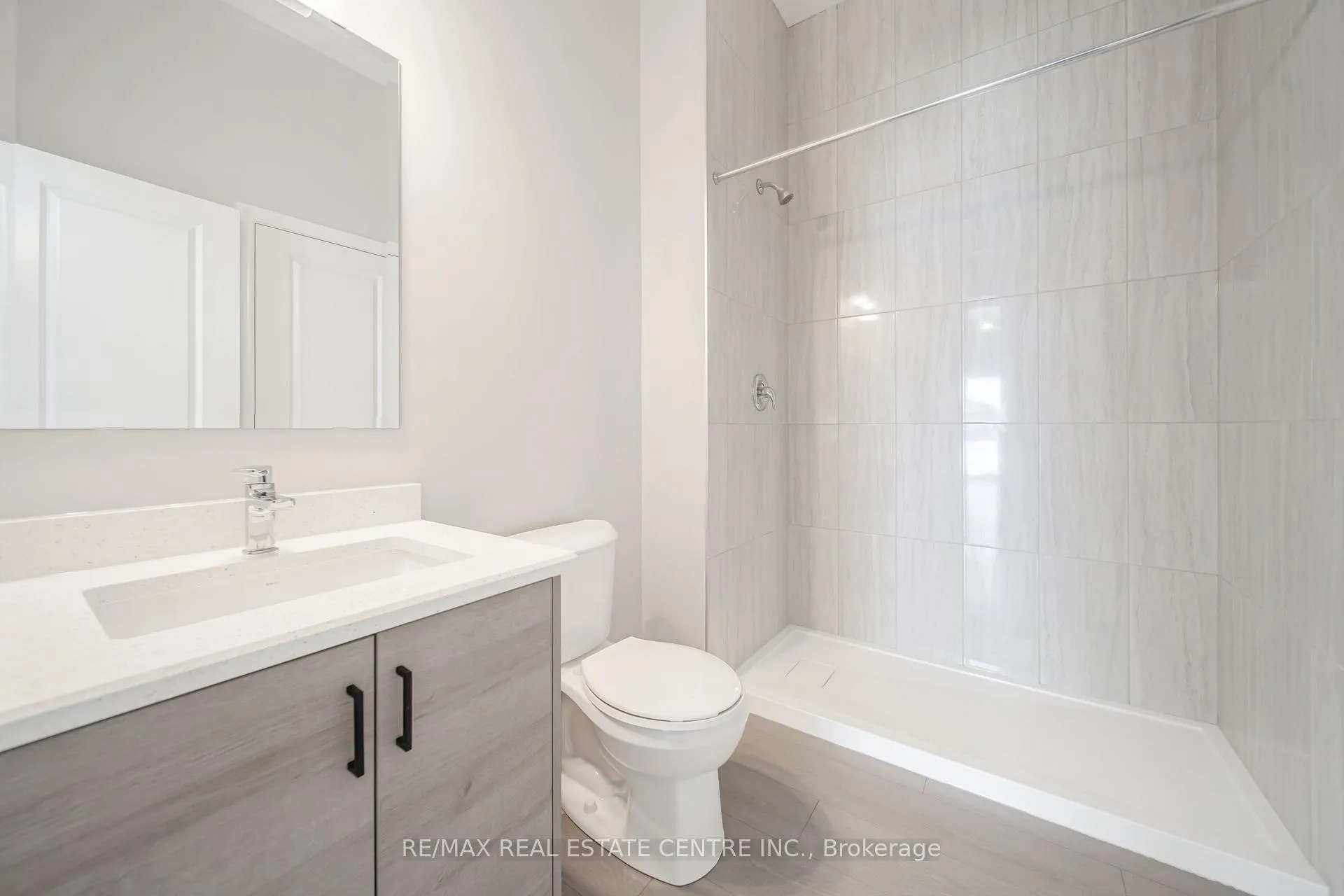 Photo 43 of 29 Bean Street, Brant, Paris — HOMEH