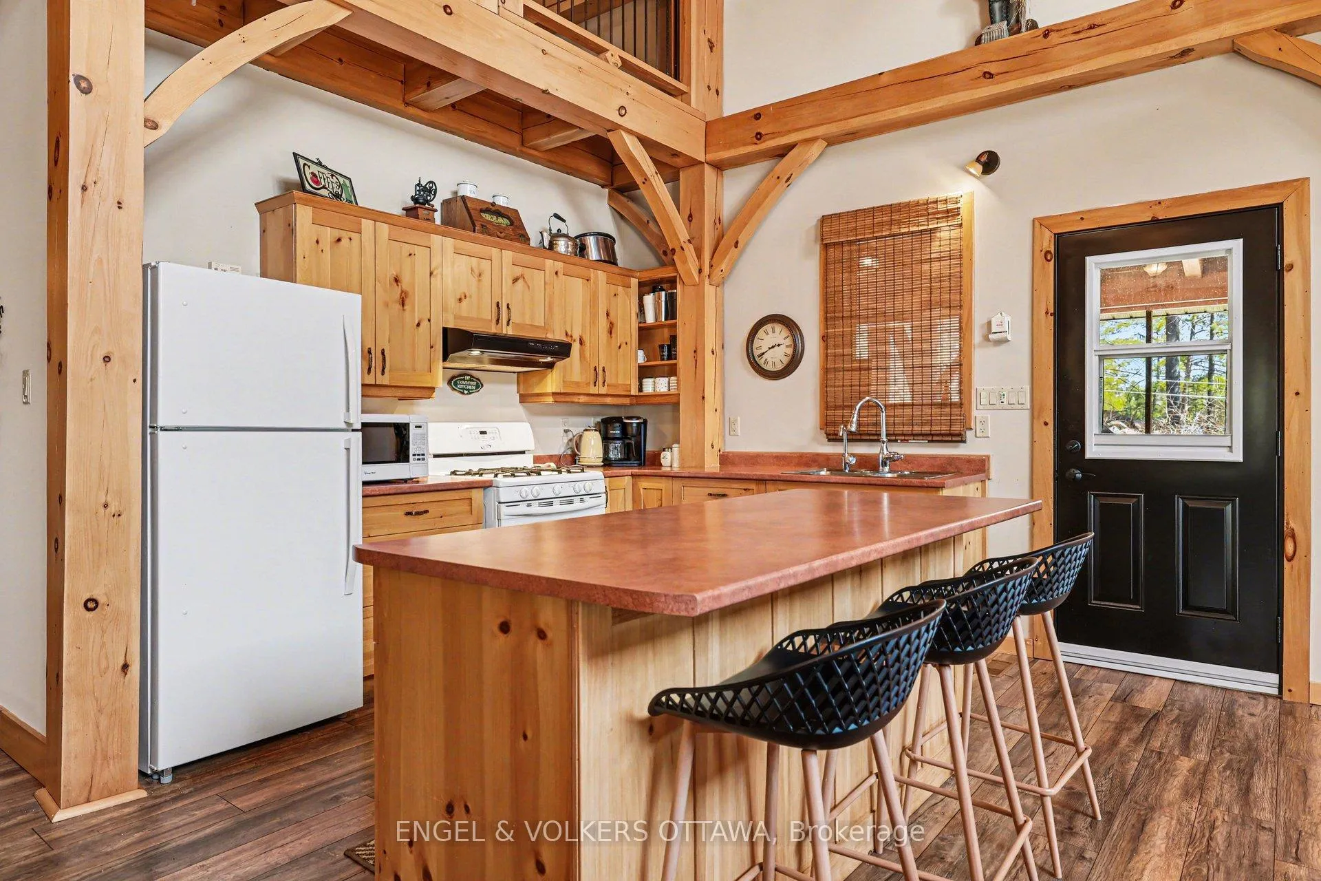 Photo 14 of 1244 Marshall Lane, Frontenac, Frontenac North — HOMEH