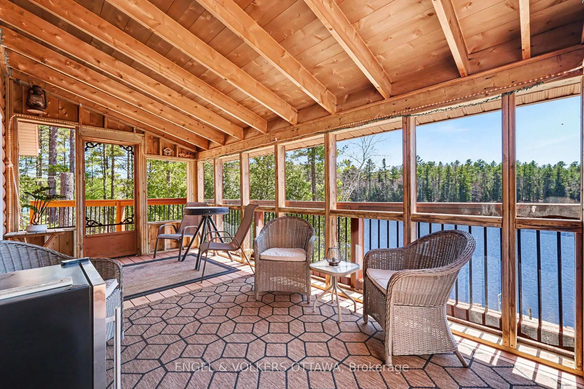 Photo 18 of 1244 Marshall Lane, Frontenac, Frontenac North — HOMEH