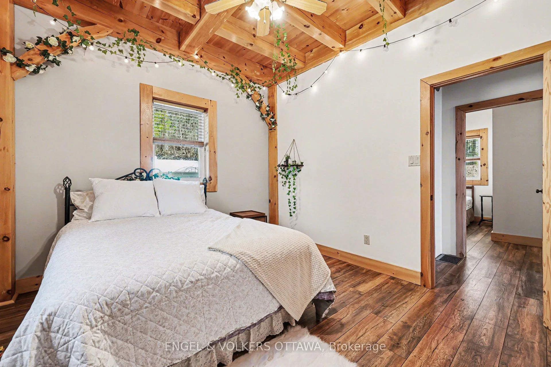 Photo 22 of 1244 Marshall Lane, Frontenac, Frontenac North — HOMEH