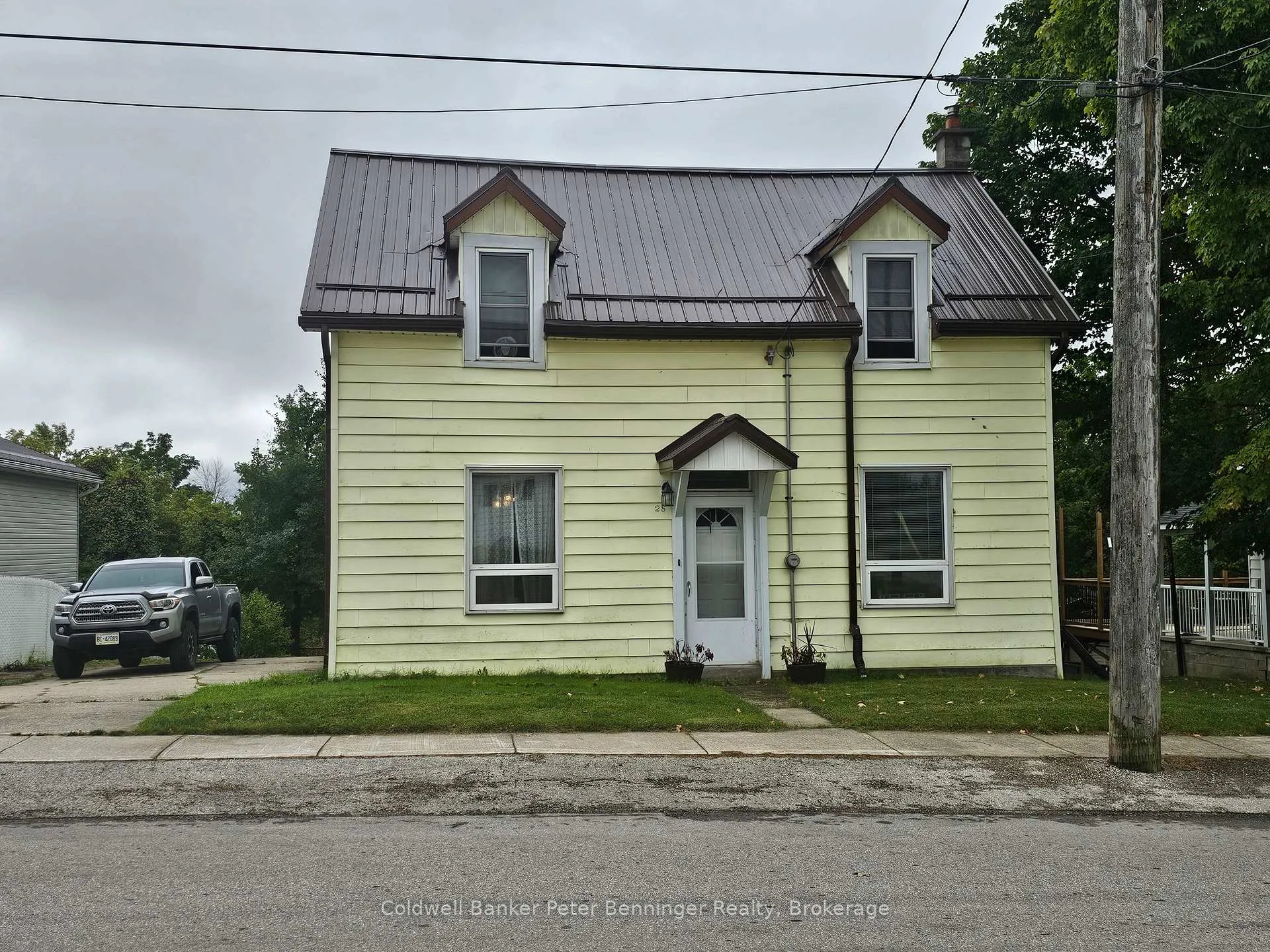 Photo 3 of 28 4th Street N, Arran-Elderslie — HOMEH