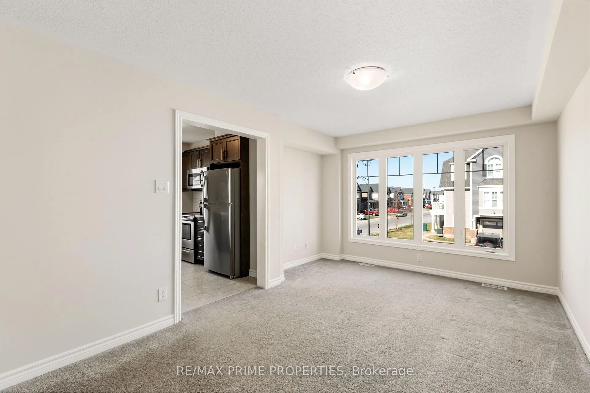 Photo 10 of 101 Helenium Lane, Ottawa, Avalon West — HOMEH