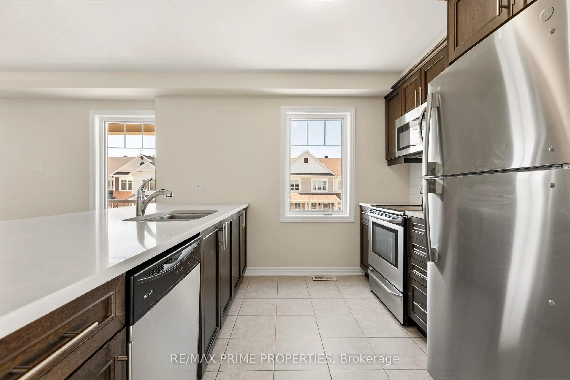 Photo 14 of 101 Helenium Lane, Ottawa, Avalon West — HOMEH