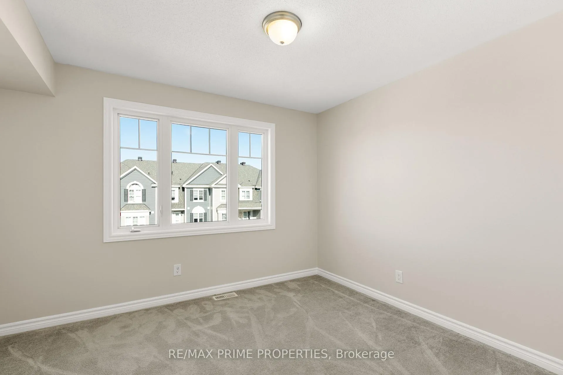 Photo 34 of 101 Helenium Lane, Ottawa, Avalon West — HOMEH
