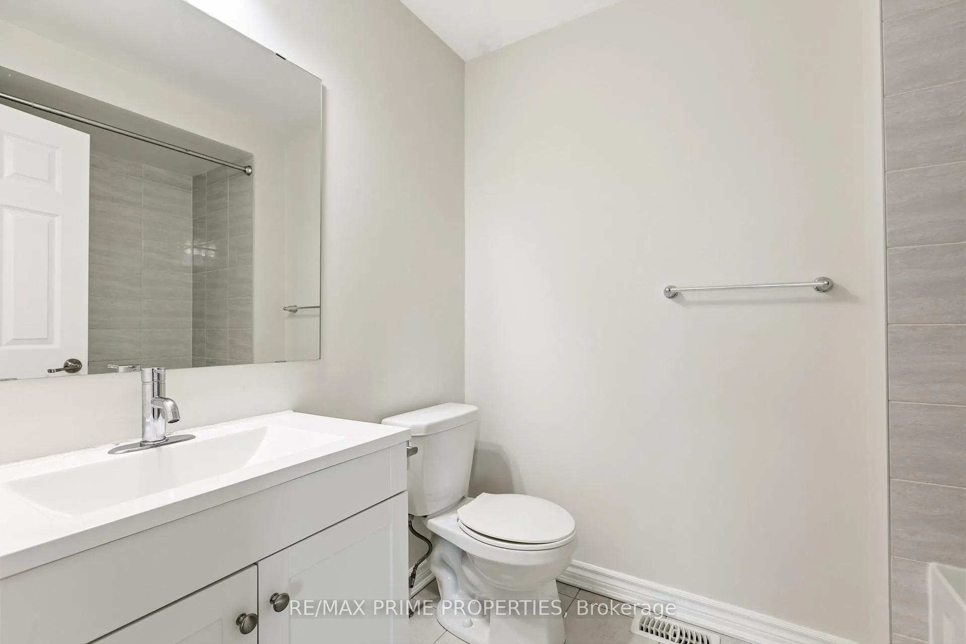 Photo 36 of 101 Helenium Lane, Ottawa, Avalon West — HOMEH