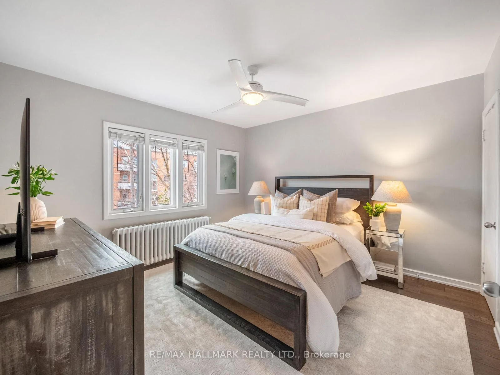 Photo 17 of 8 Glenvale Boulevard, Toronto, Leaside — HOMEH