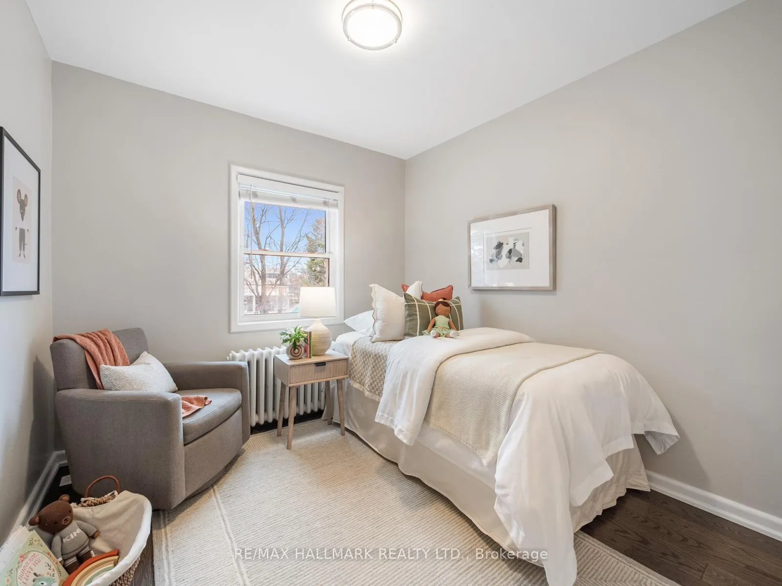Photo 24 of 8 Glenvale Boulevard, Toronto, Leaside — HOMEH