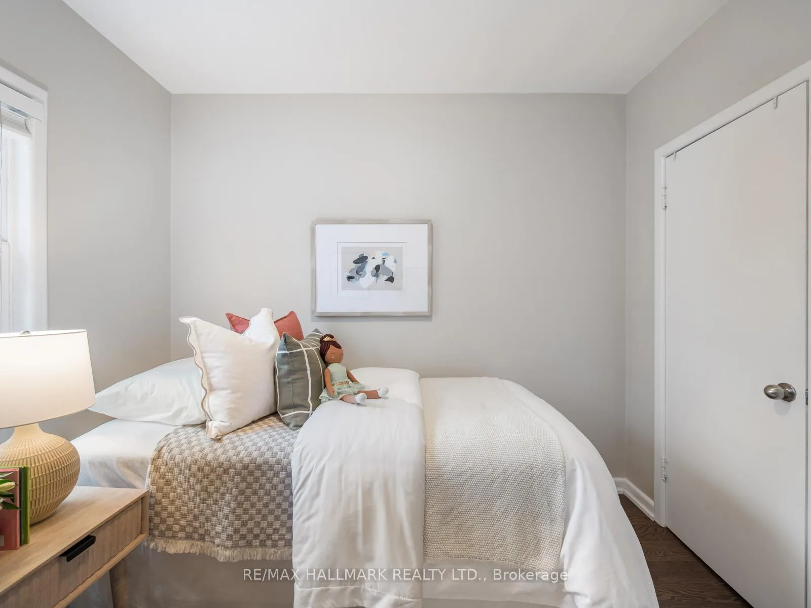 Photo 25 of 8 Glenvale Boulevard, Toronto, Leaside — HOMEH