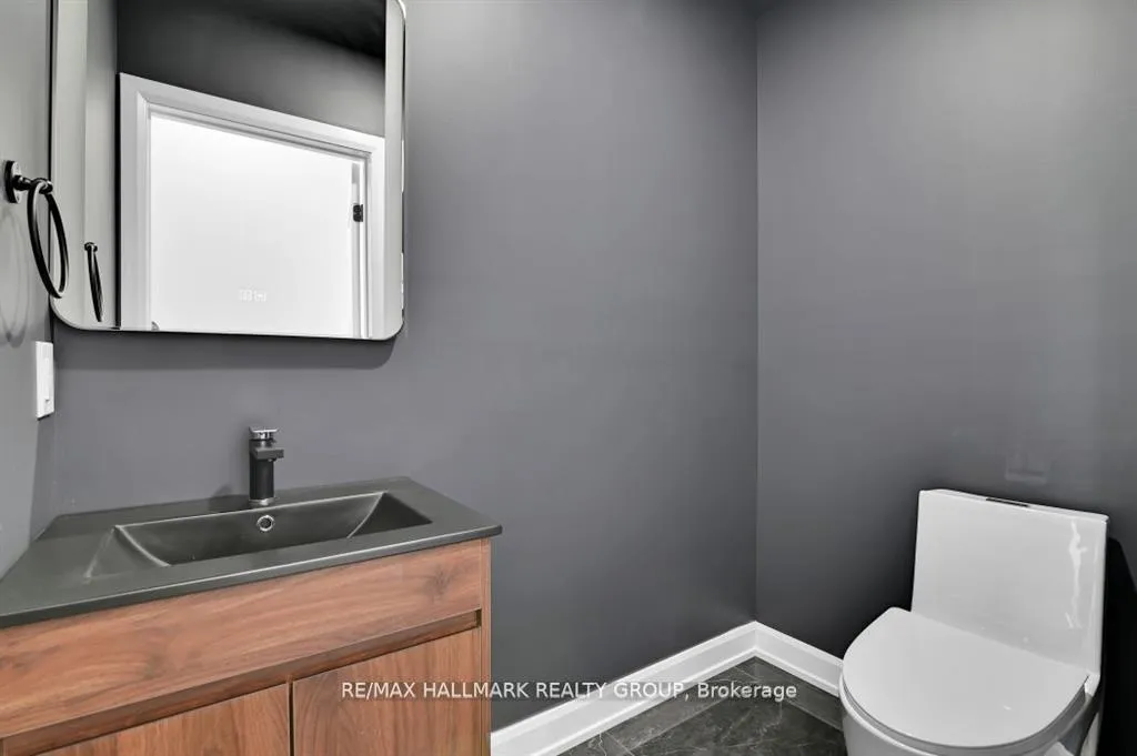 Photo 13 of Unit A, 457 Dawson Avenue, Ottawa, Westboro/Hampton Park — HOMEH