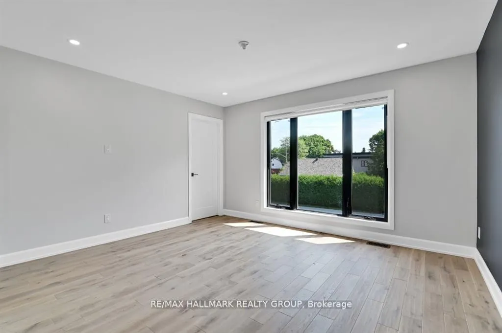 Photo 15 of Unit A, 457 Dawson Avenue, Ottawa, Westboro/Hampton Park — HOMEH