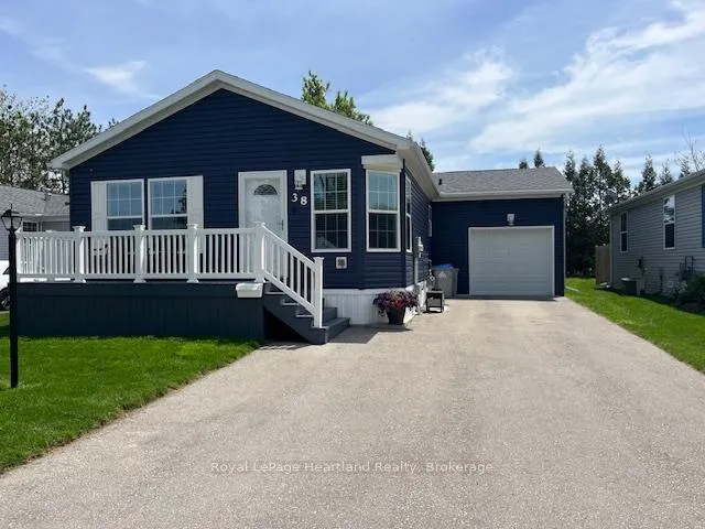Photo 1 of 38 Bond Street, Strathroy-Caradoc, SE — HOMEH