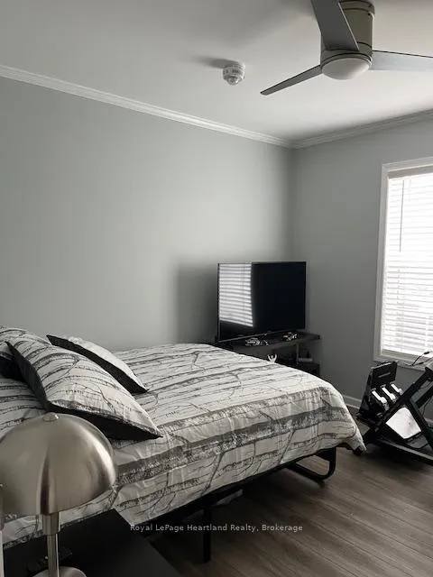 Photo 12 of 38 Bond Street, Strathroy-Caradoc, SE — HOMEH
