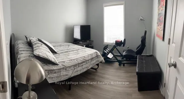 Photo 14 of 38 Bond Street, Strathroy-Caradoc, SE — HOMEH