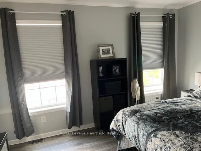 Photo 17 of 38 Bond Street, Strathroy-Caradoc, SE — HOMEH