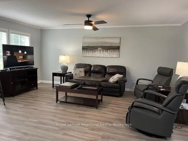 Photo 20 of 38 Bond Street, Strathroy-Caradoc, SE — HOMEH