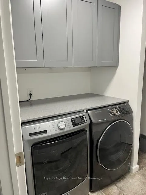 Photo 23 of 38 Bond Street, Strathroy-Caradoc, SE — HOMEH