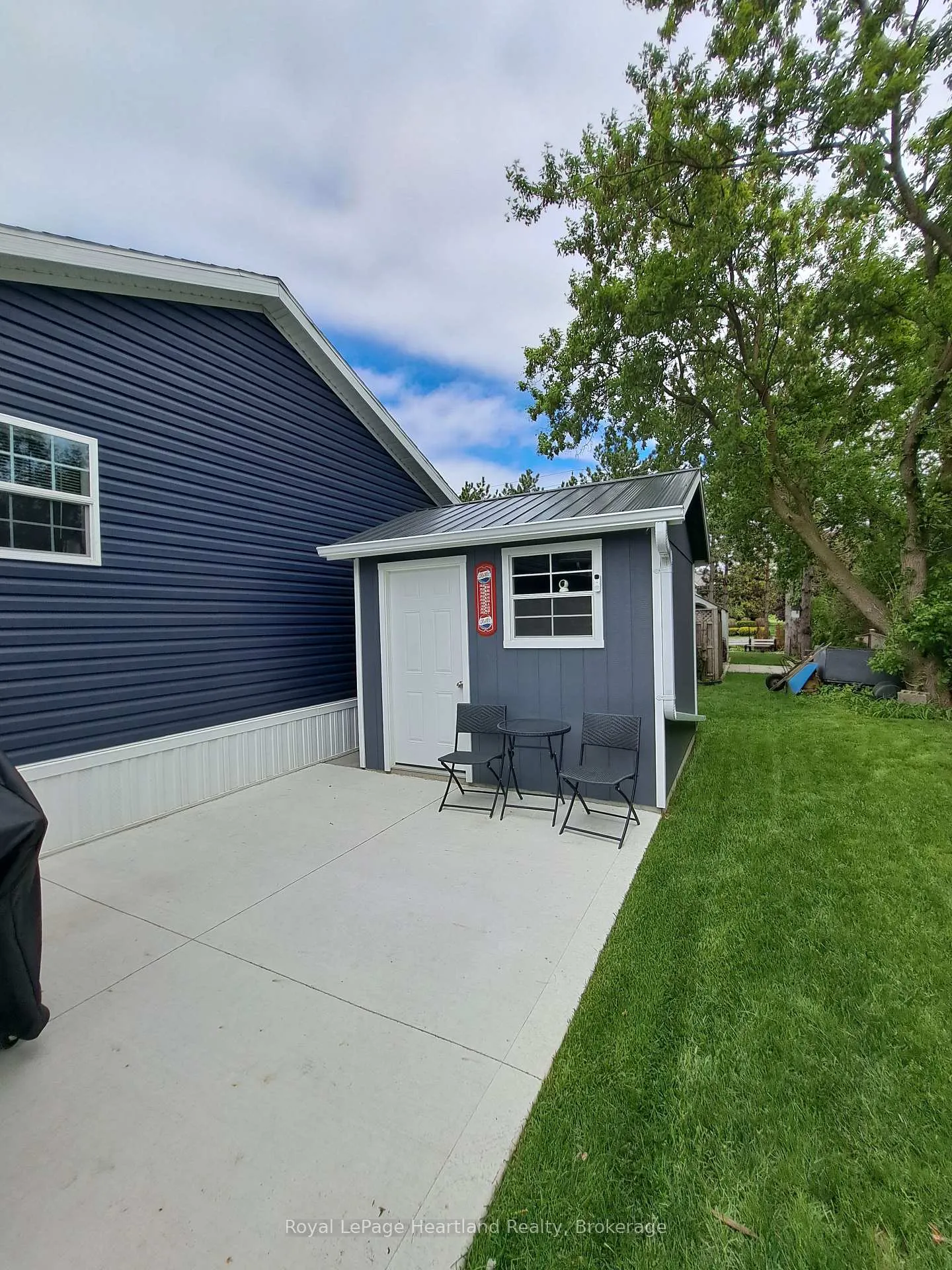 Photo 28 of 38 Bond Street, Strathroy-Caradoc, SE — HOMEH
