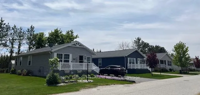 Photo 34 of 38 Bond Street, Strathroy-Caradoc, SE — HOMEH