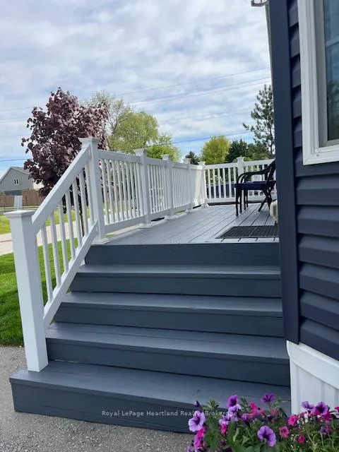Photo 37 of 38 Bond Street, Strathroy-Caradoc, SE — HOMEH