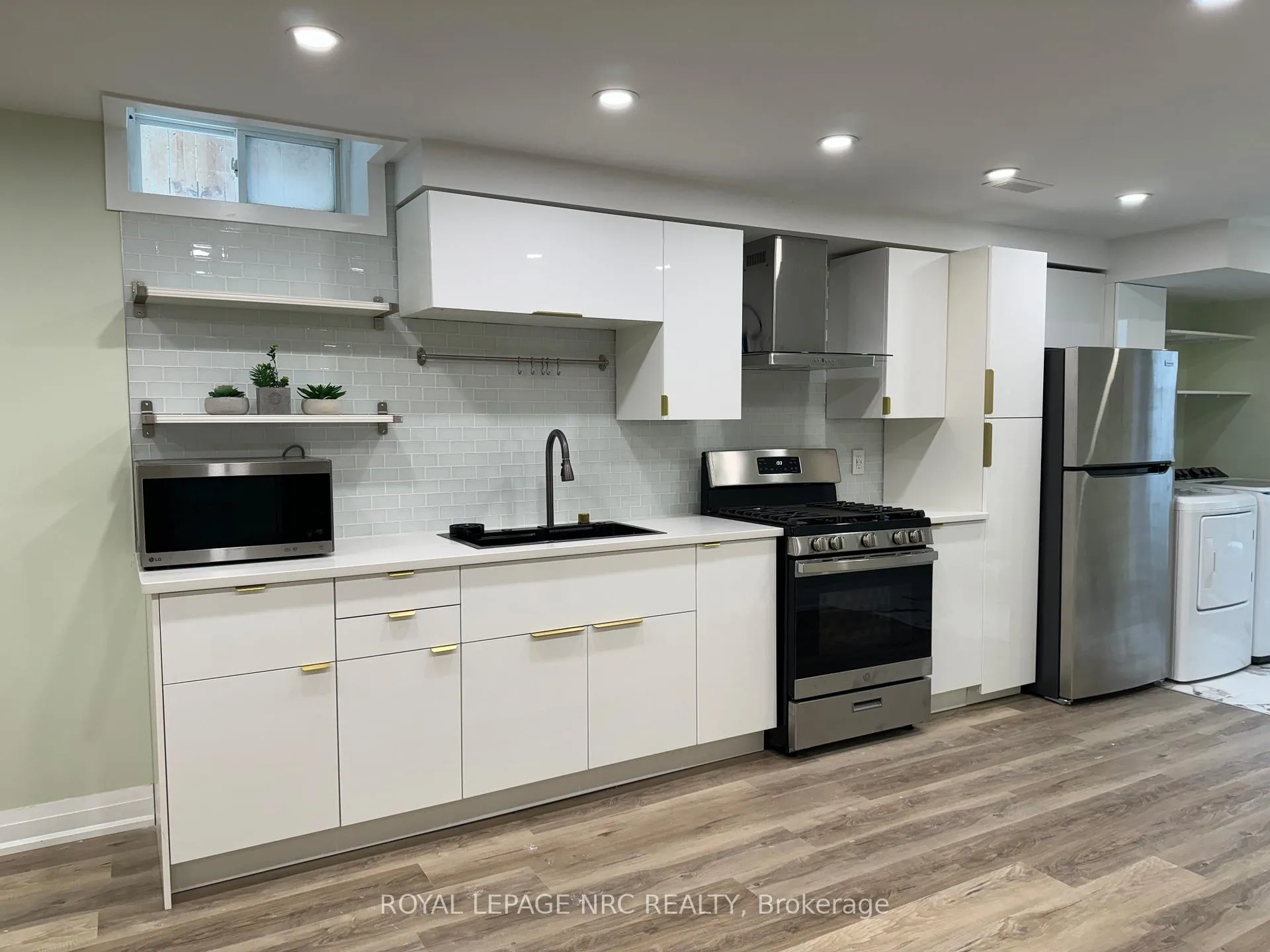 Photo 10 of Unit Lower, 95 Homestead Way, Thorold, Rolling Meadows — HOMEH