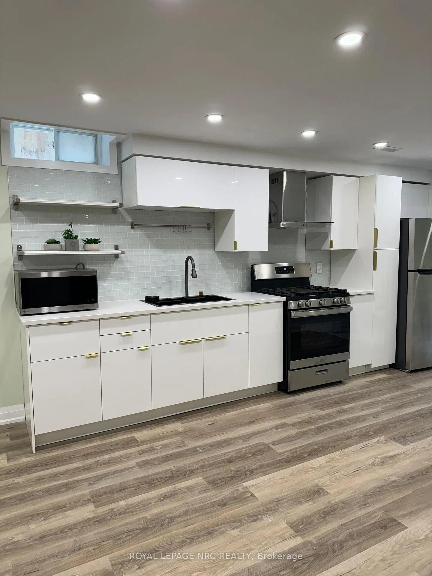 Photo 11 of Unit Lower, 95 Homestead Way, Thorold, Rolling Meadows — HOMEH