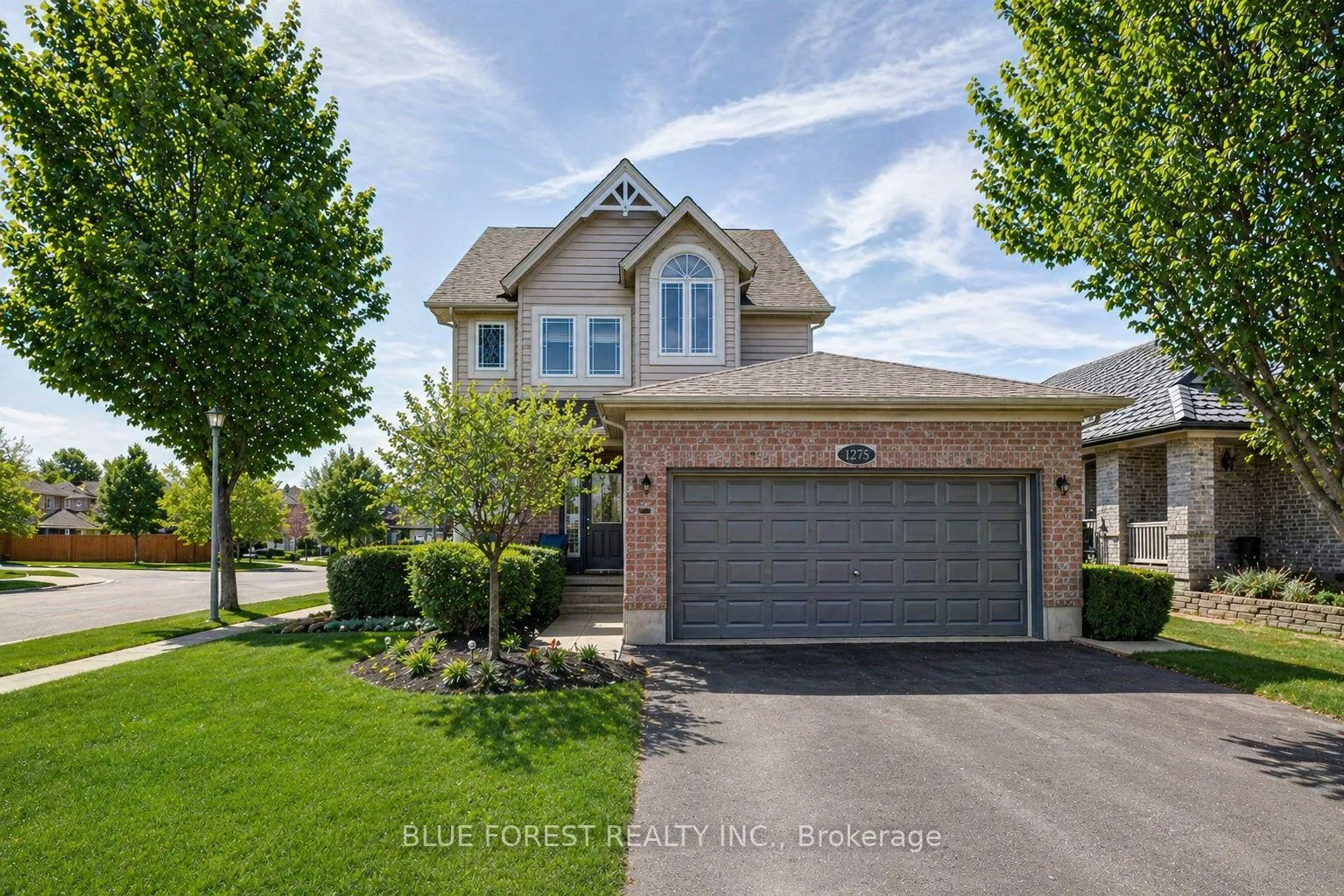 Photo 2 of 1275 Crosscreek Crescent, London, East A — HOMEH