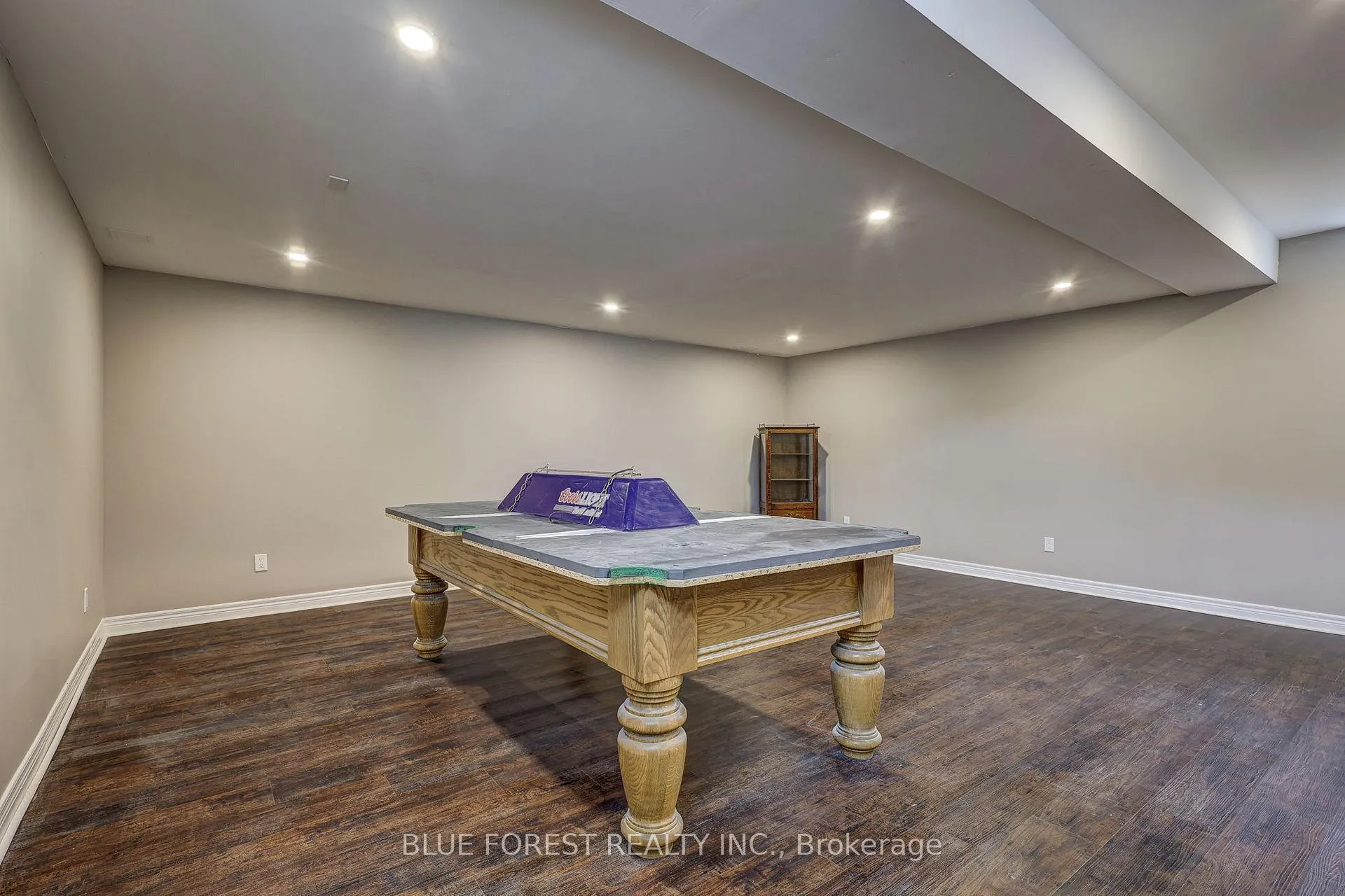 Photo 36 of 1275 Crosscreek Crescent, London, East A — HOMEH