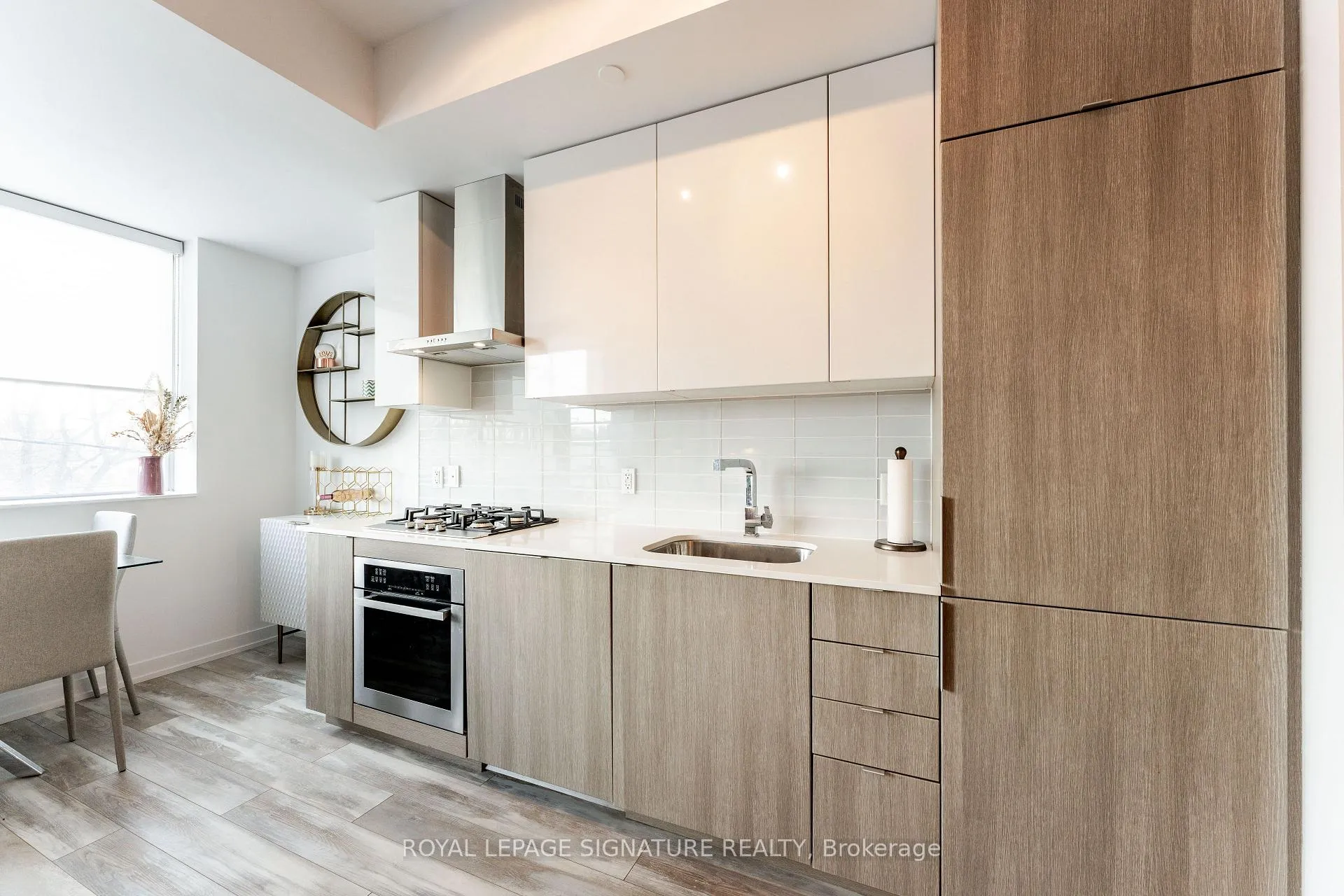 Photo 4 of Unit 219, 38 Howard Park Avenue, Toronto, Roncesvalles — HOMEH
