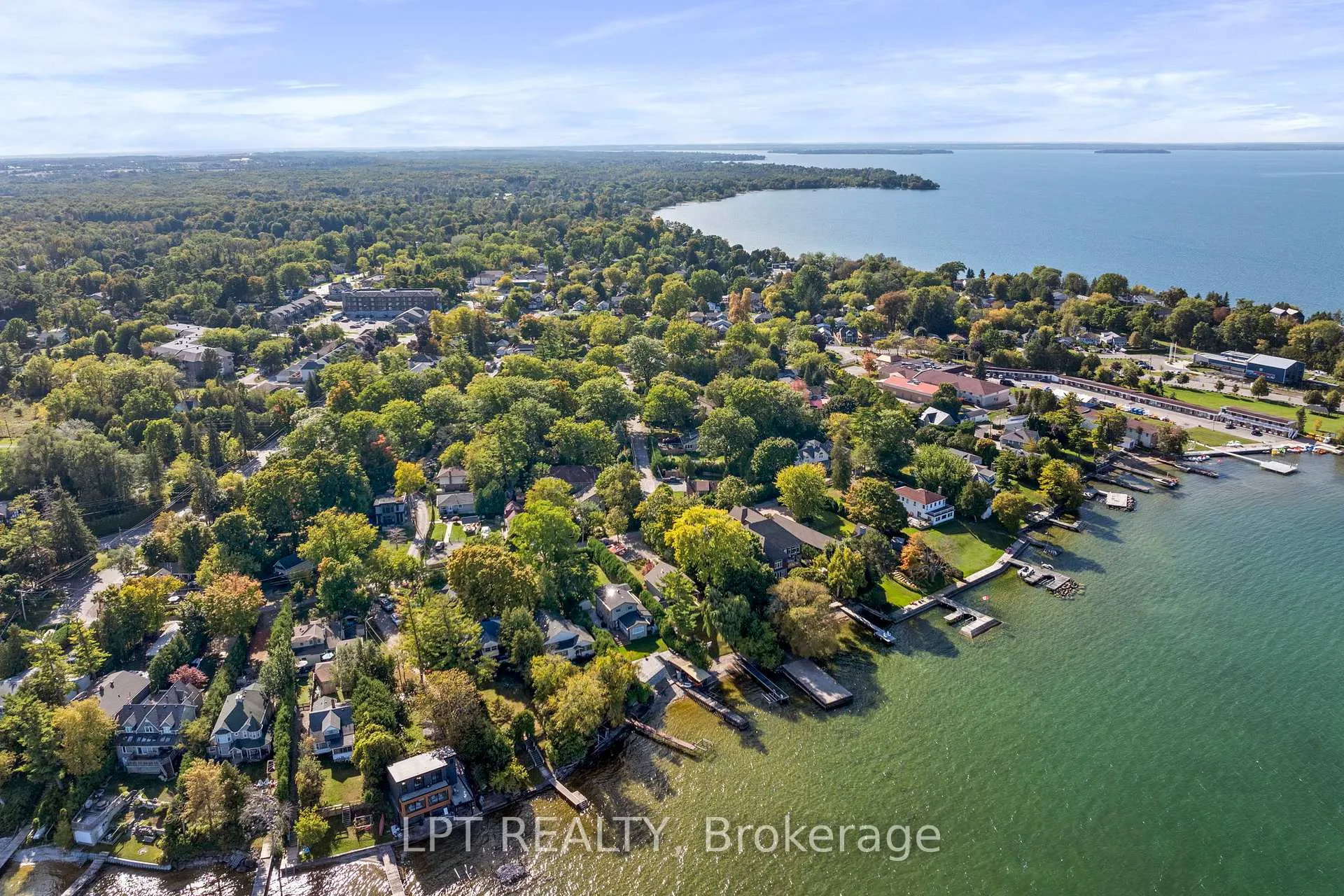 Photo 5 of 21 Pinery Lane, Georgina, Sutton & Jackson's Point — HOMEH
