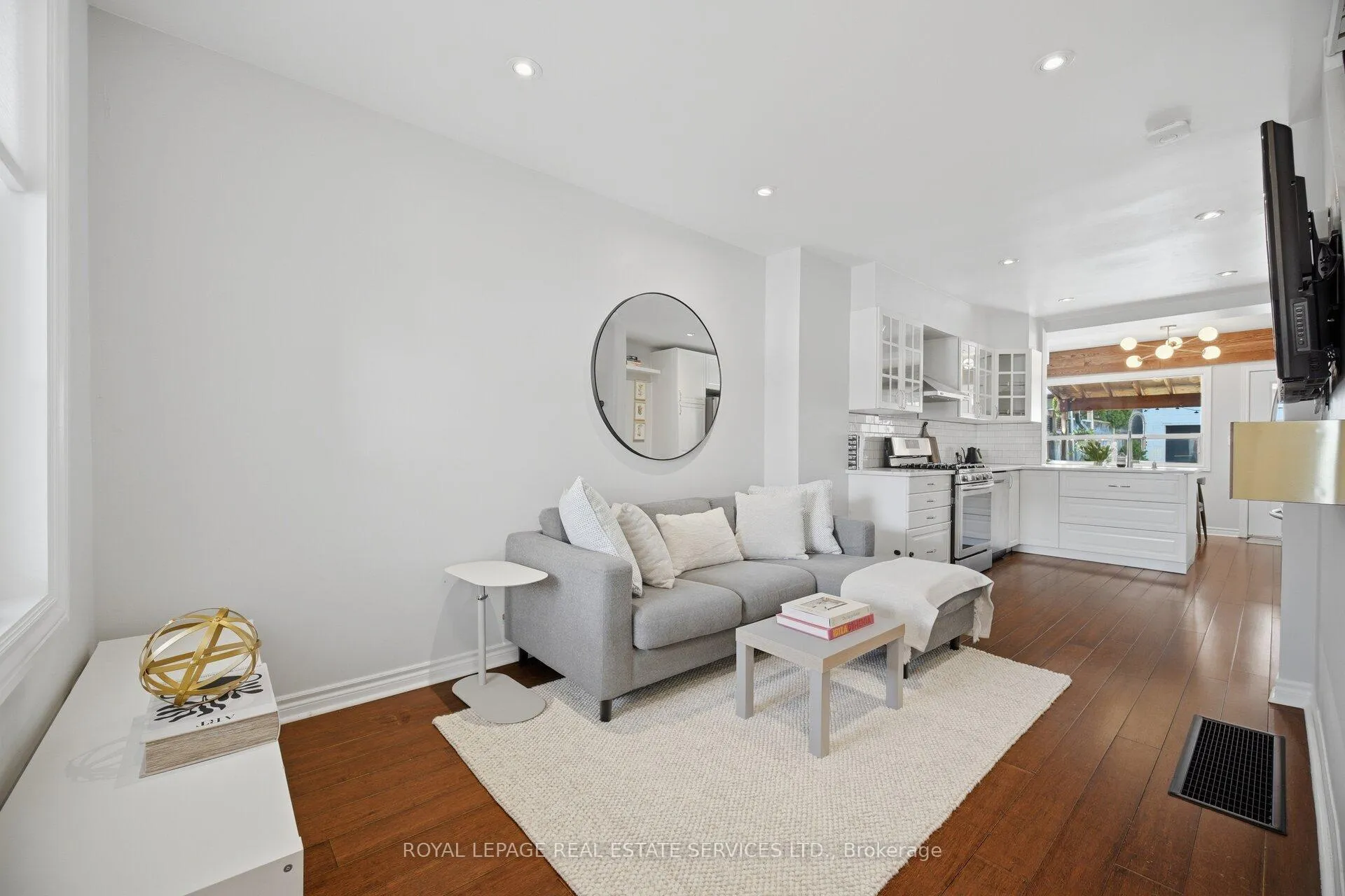 Photo 4 of 46 Day Avenue, Toronto, Corso Italia-Davenport — HOMEH