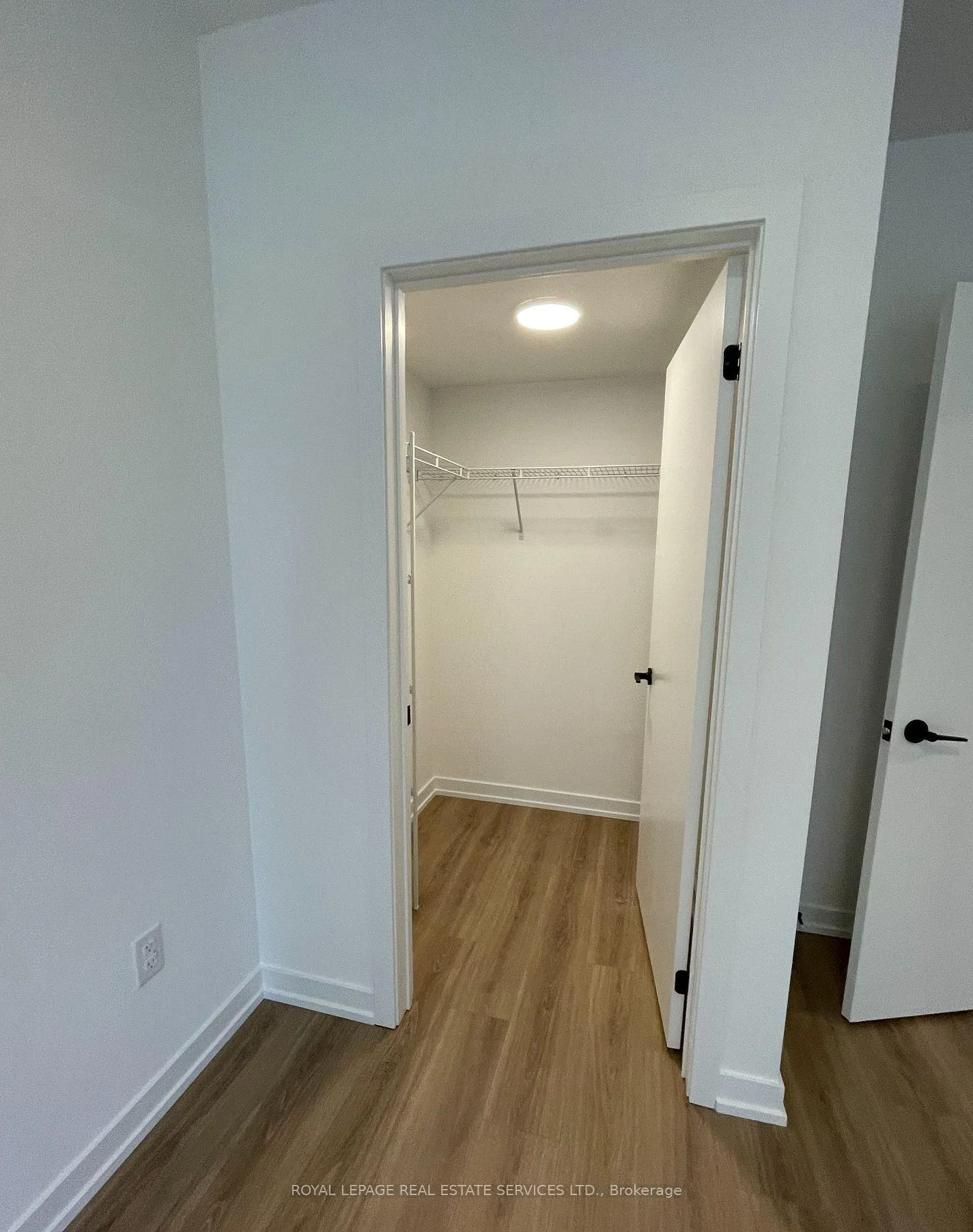 Photo 10 of Unit 03, 30 Lagerfeld Drive, Brampton, Northwest Brampton — HOMEH