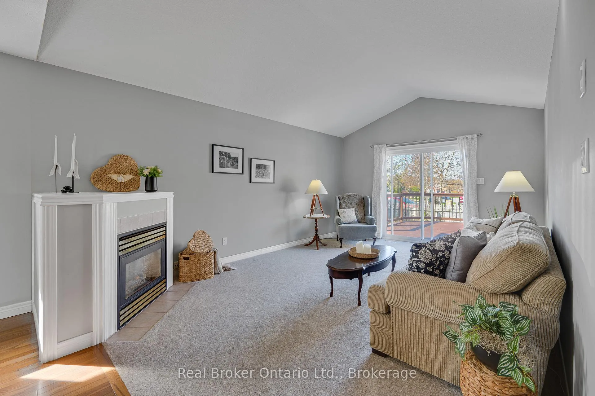 Photo 14 of 34 Margaret Avenue, Grimsby, Grimsby Beach — HOMEH