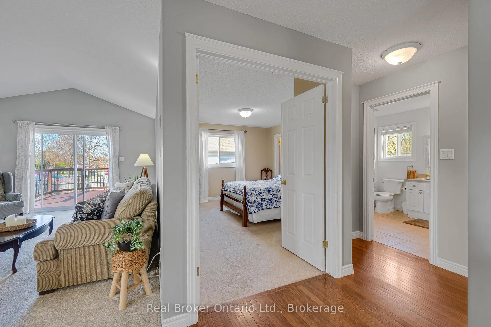 Photo 16 of 34 Margaret Avenue, Grimsby, Grimsby Beach — HOMEH