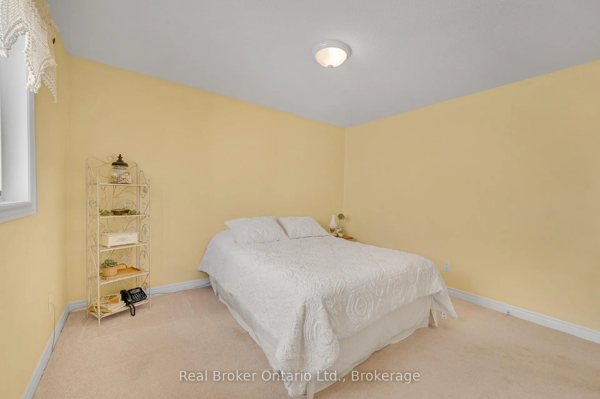 Photo 21 of 34 Margaret Avenue, Grimsby, Grimsby Beach — HOMEH