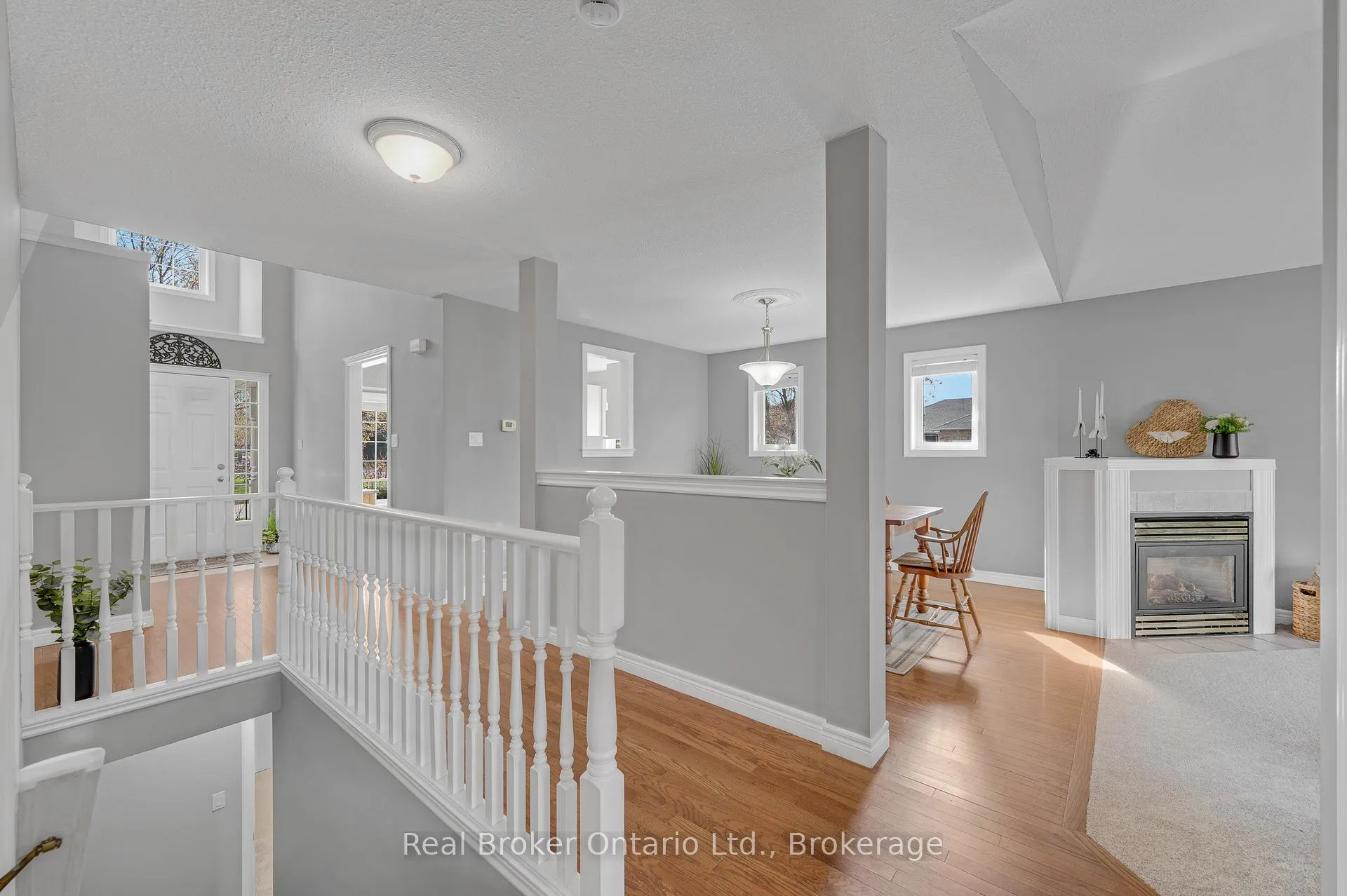 Photo 22 of 34 Margaret Avenue, Grimsby, Grimsby Beach — HOMEH
