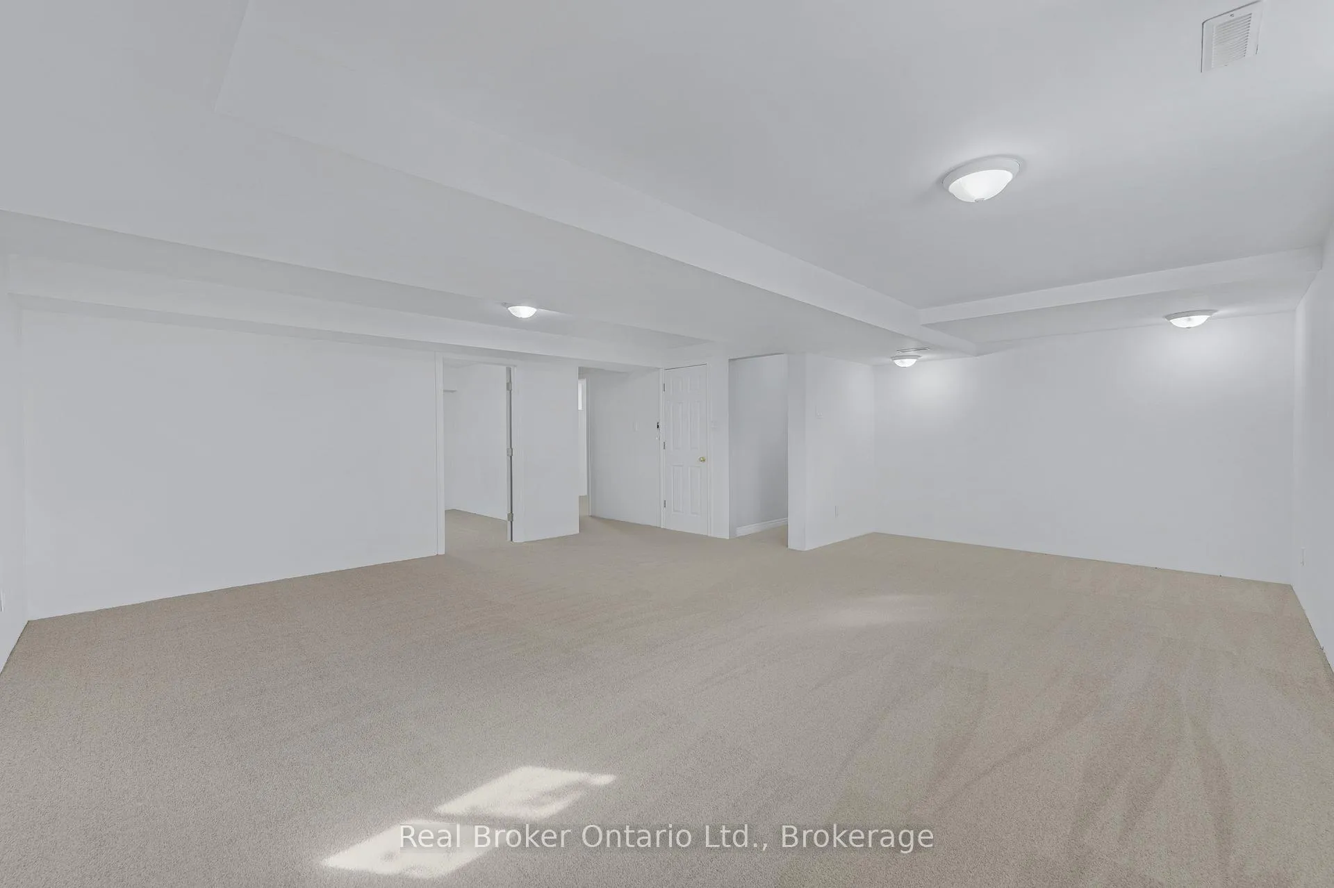 Photo 25 of 34 Margaret Avenue, Grimsby, Grimsby Beach — HOMEH