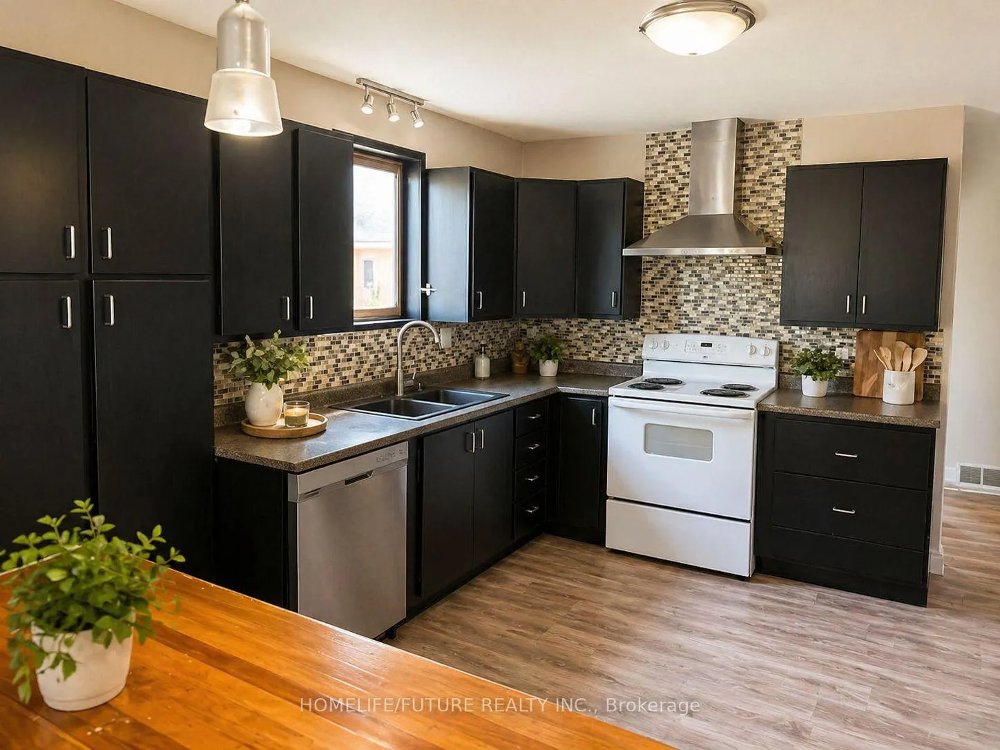 Photo 2 of Unit Main, 465 Addison Street, Oshawa, Donevan — HOMEH