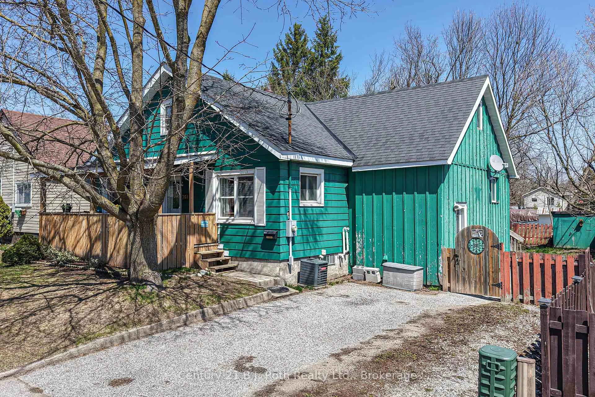 Photo 31 of 76 McKenzie Street, Orillia — HOMEH